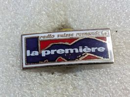 Ansteckpin 126: la premiere