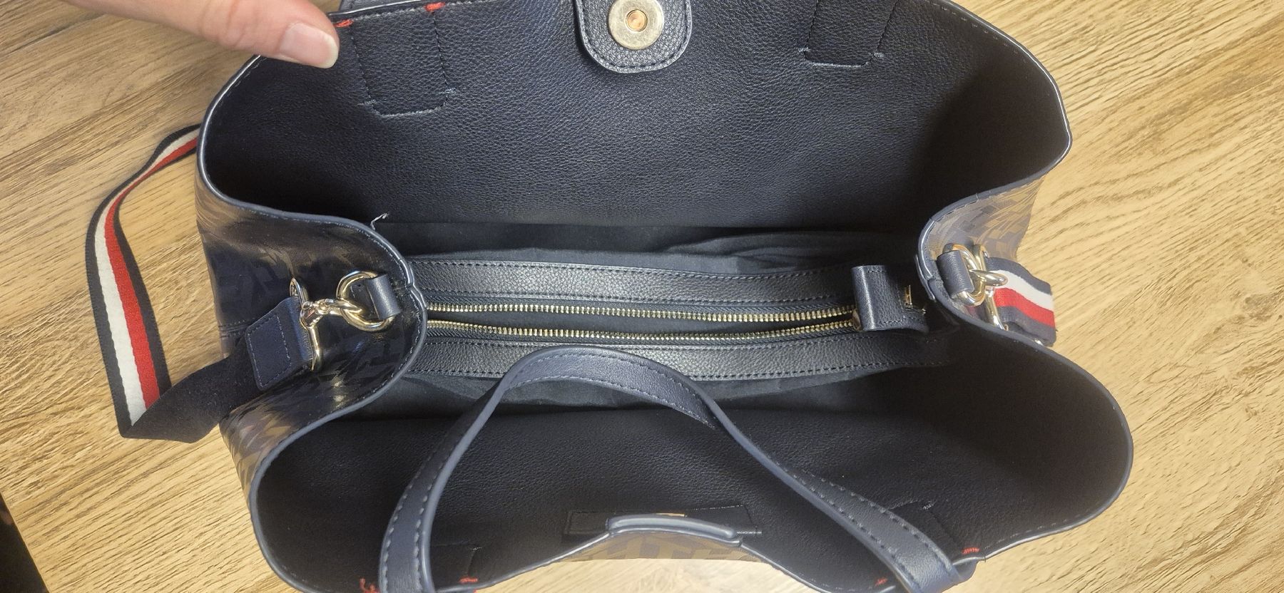Tommy Hilfiger Borse da donna: tommy hilfiger Tasche – Usato da Forst venduto da tatjsi 2