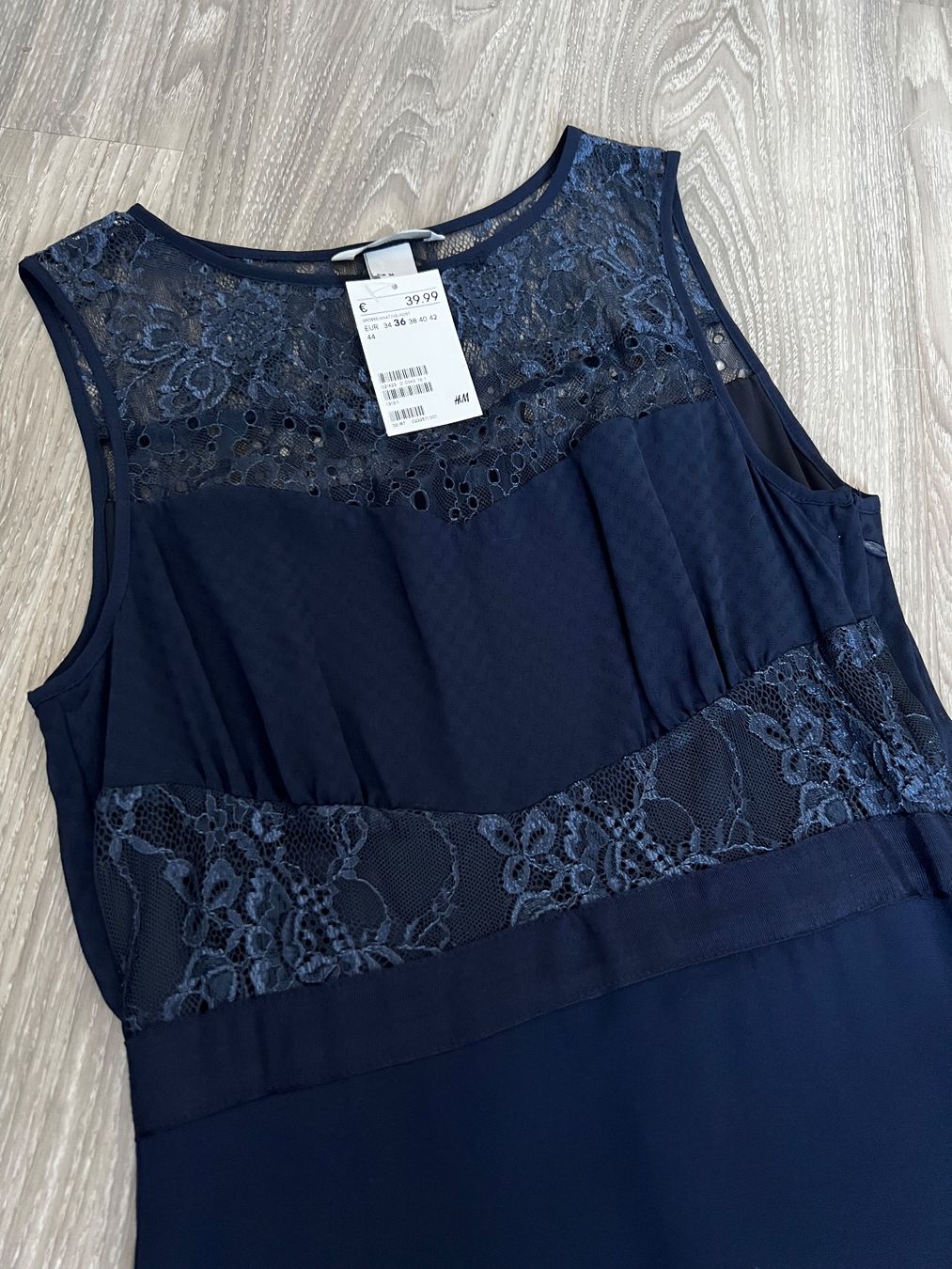 Vestiti: NEU Cocktailkleid Gr. 36 – Nuovo e nell'imballaggio originale da Rorbas venduto da bau_5wpj 2