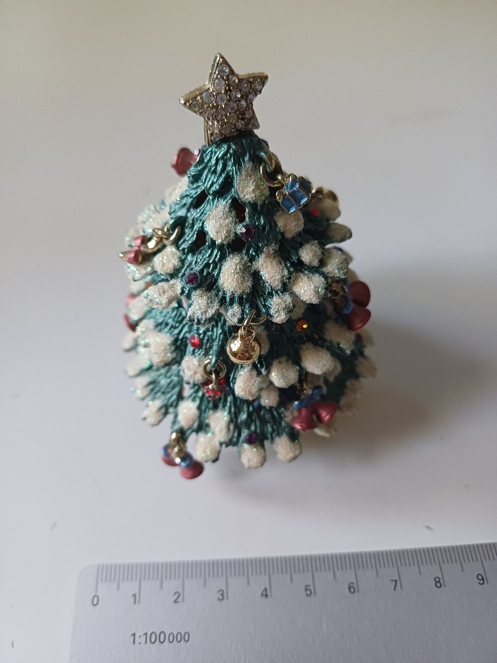 Tutte le decorazioni: Dazzlers Weihnachtsbaum  – Usato da Zürich venduto da Avocadokern 1