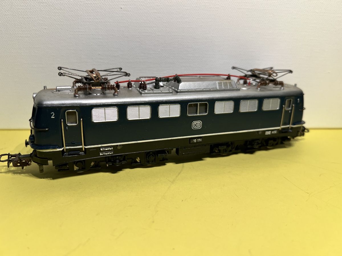 Fleischmann Modellini di ferrovie: Fleischmann E10, schweres Gussmodell in HO – Usato da Weinfelden venduto da Kammerflimmern 2