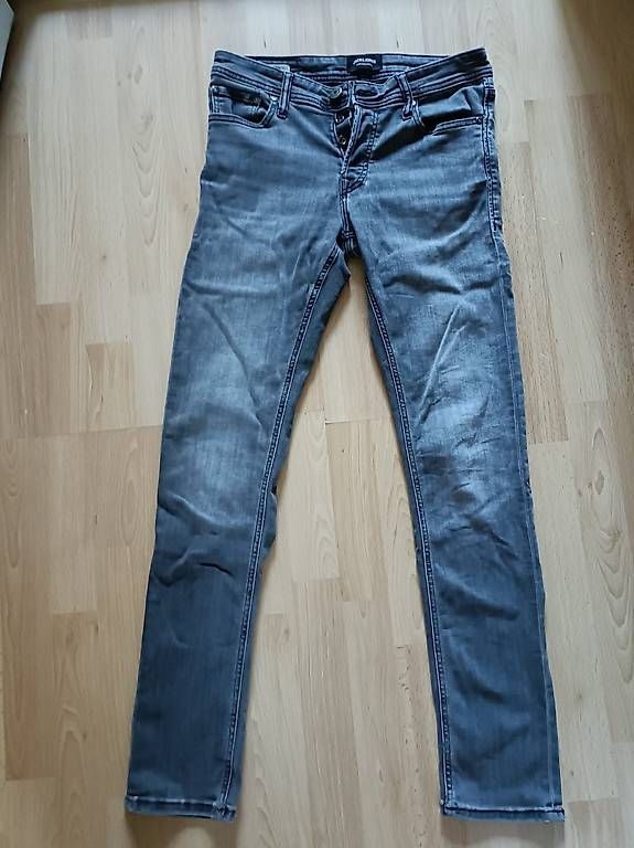 Jeans: Jeans Jack & Jones Gr. 29/32 – Gebraucht aus Sissach von jgt_6k76