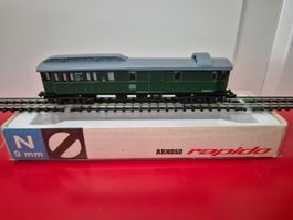 Spur N Personen-/Gepäckwagen mit Postabteil ARNOLD 0330