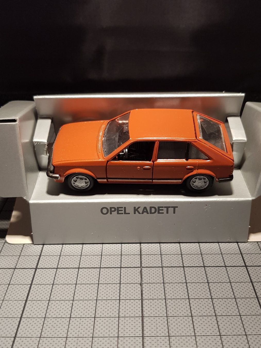Opel Modellini d'auto: Opel Kadett-D – Nuovo e nell'imballaggio originale da Chézard-St-Martin venduto da AlPat-Collections 1
