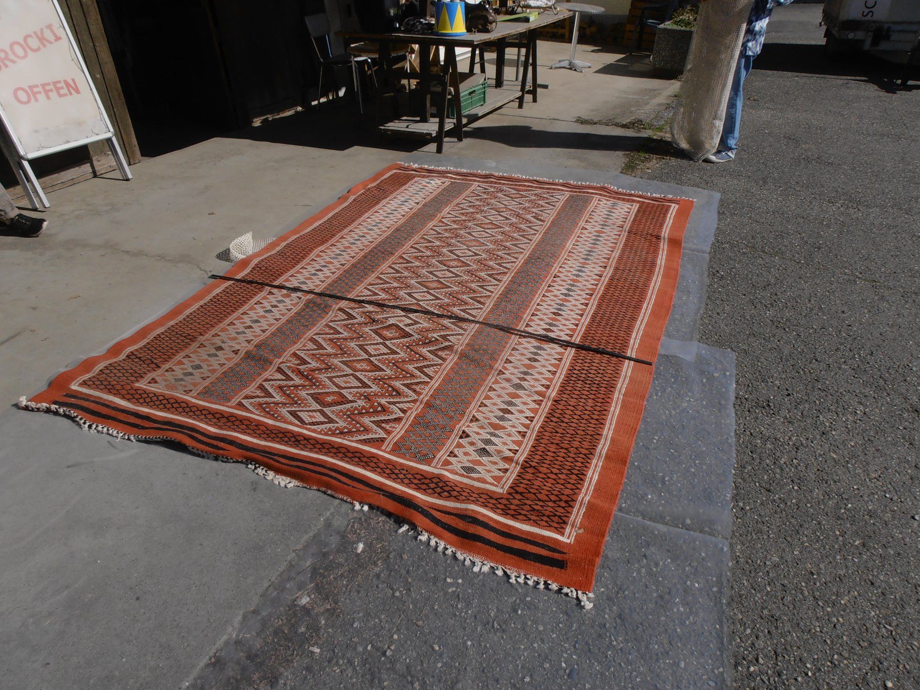 Tapis: Teppich – D'occasion à Müntschemier par galerieacht