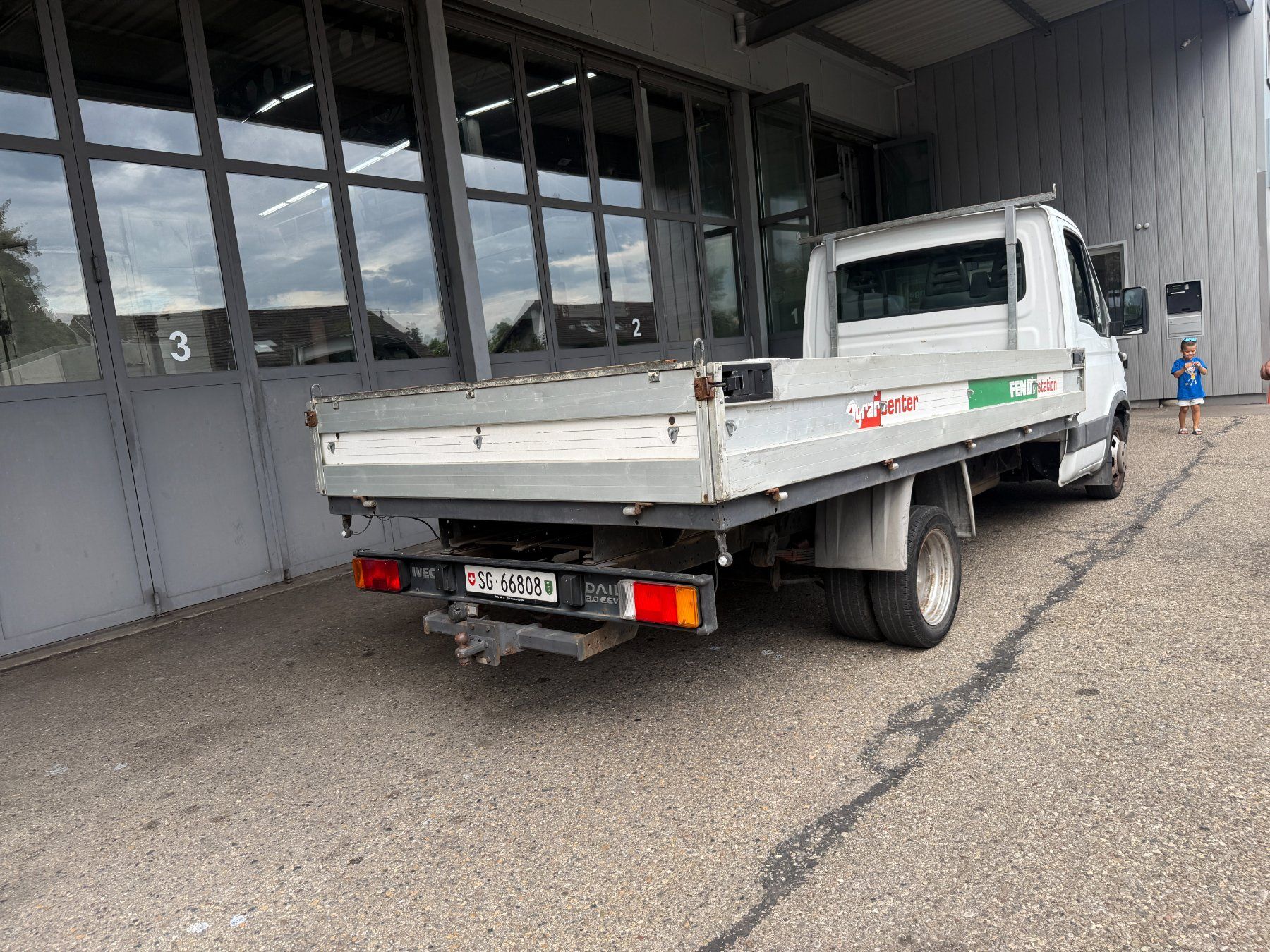 Iveco Veicoli commerciali: Iveco ab 1fr 3lt Motor – Usato da Neukirch (Egnach) venduto da Hanag1 1