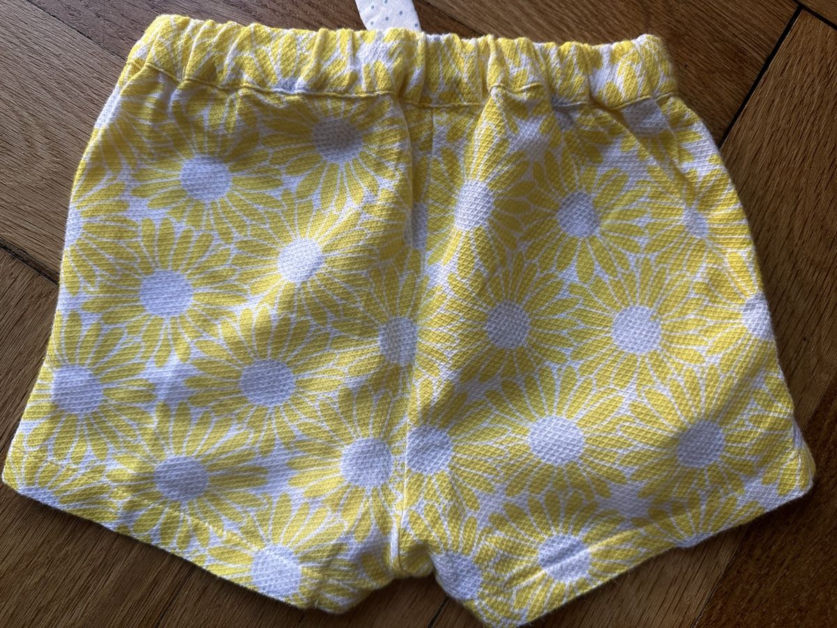 Hosen: Short von Dr. Kid in Grösse 12 Monate – Gebraucht aus Bern von vale35 1