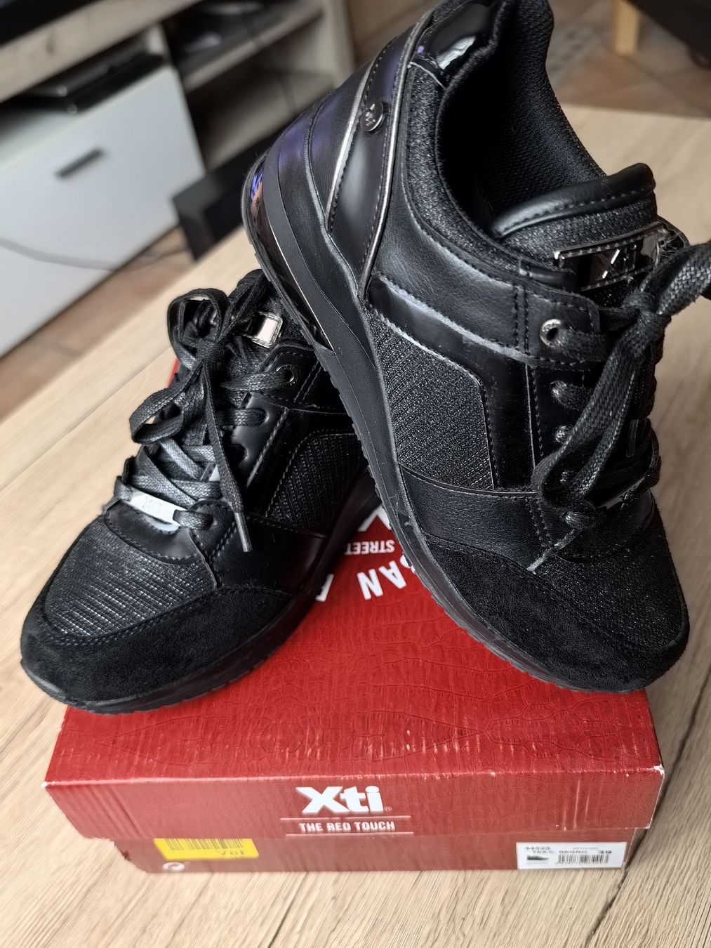 Chaussures femmes: Xti Damenschuhe Gr. 39 – D'occasion à Mels par D2DD