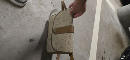 Sac bandoulière Dior vintage – Toile monogram beige