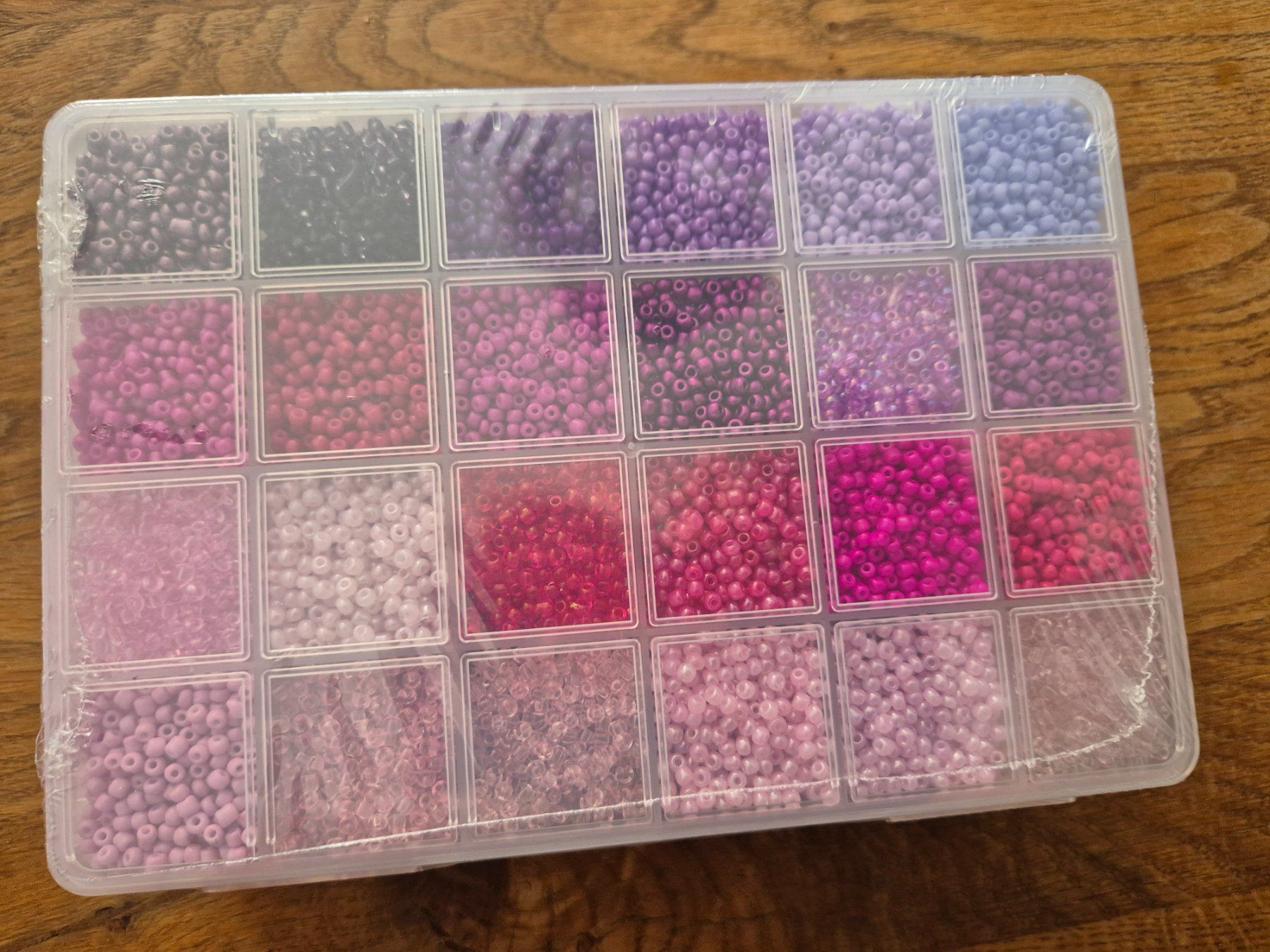 Perlen (unechte): Rocailles Perlen, 24 versch. Farben – Neu und originalverpackt aus Läufelfingen von Netti04 3