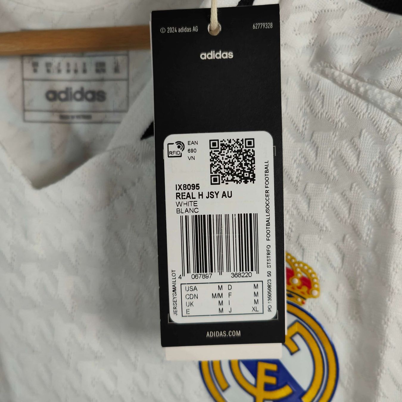 Real Madrid Canottiere & Pantaloni: Original 24-25 Real Madrid Home Trikot Player version Mbappé – Nuovo e nell'imballaggio originale da Martigny venduto da eternalpitch 4