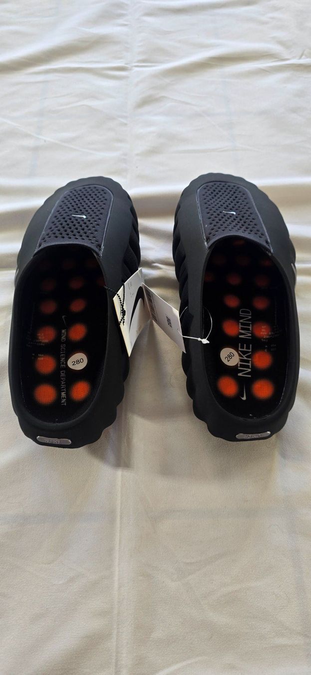Nike Scarpe da uomo: Nike Mind 001 Slide Black Gr. 44 "NEU" – Nuovo e nell'imballaggio originale da Löhningen venduto da Sanmyk 3