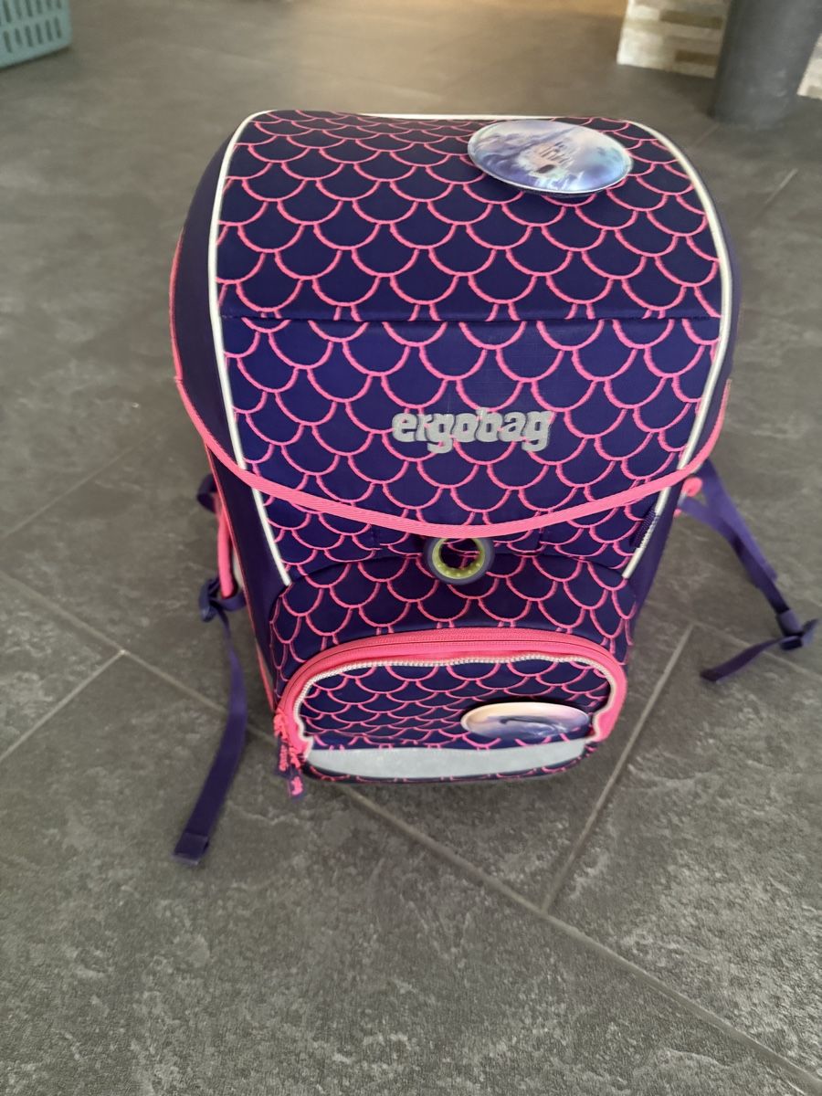 Borse & Zaini: Ergobag Schulranzen Lila/Pink Gut erhalten – Usato da Brunegg venduto da kiki_faca 1
