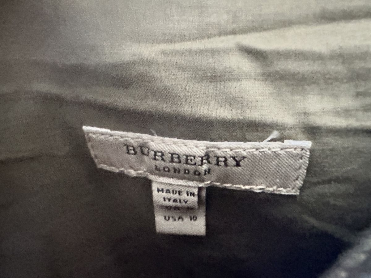 Burberry Gonne: Burberry Rock Gr 40 – Usato da Basel venduto da boo_dc8c 1