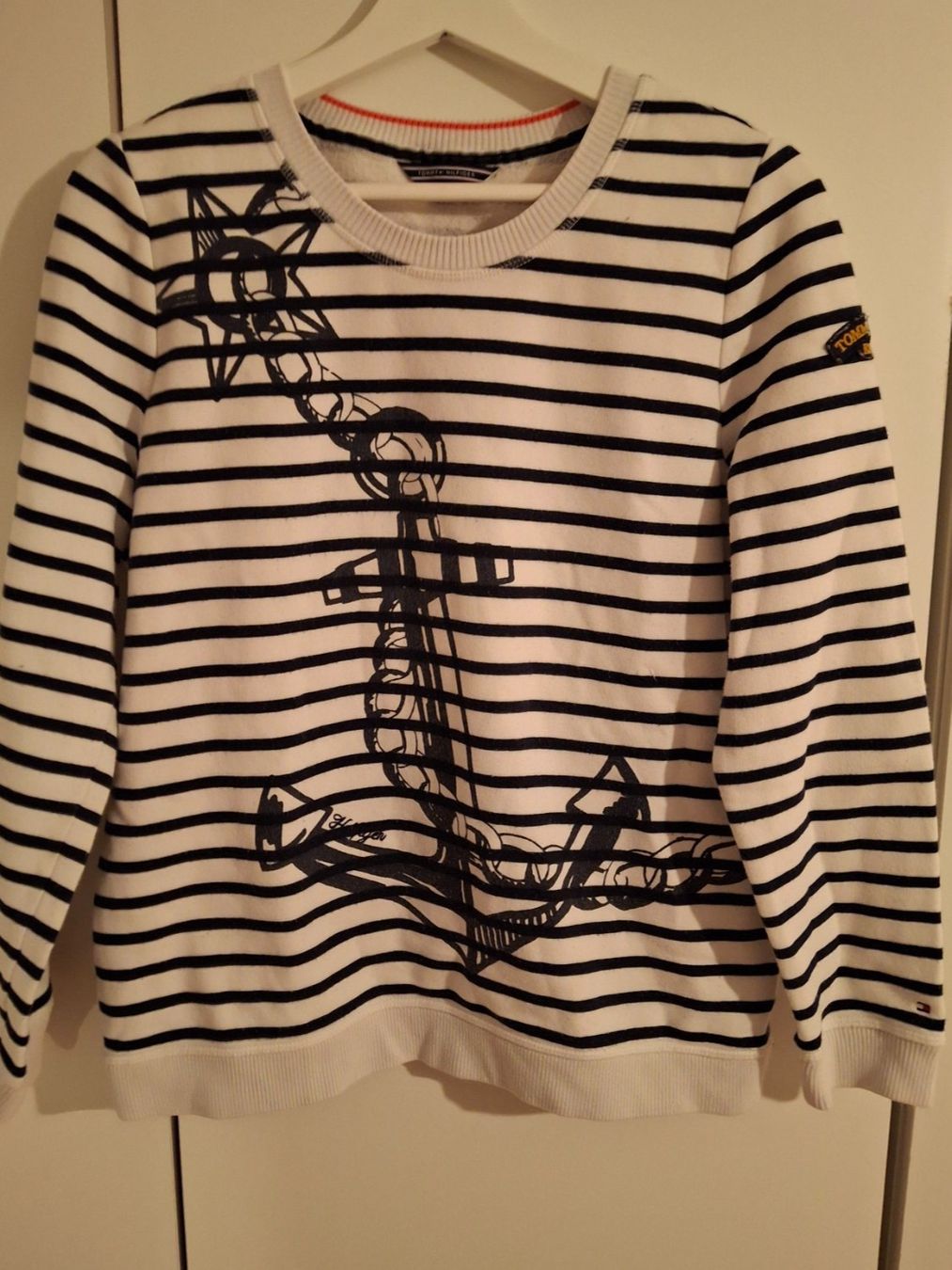 Tommy Hilfiger Pullover & Sweatshirts: Pullover Tommy Hilfiger – Gebraucht aus Wabern von flicaofking