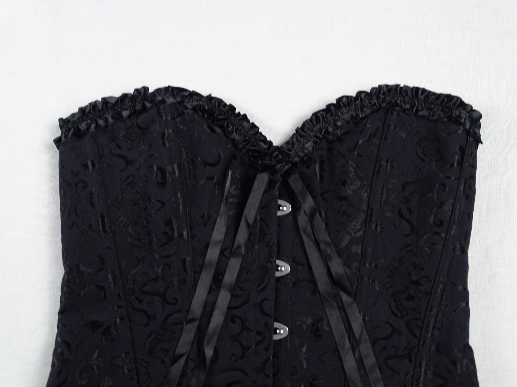 Altra biancheria intima: Schwarzes Korsett mit Muster – Usato da Solothurn venduto da hli_n69n 3