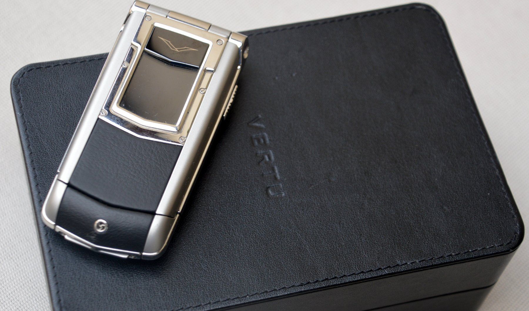 Vertu Telefoni cellulari / Smartphones: Vertu Constellation F – Usato da Collonges venduto da Auganien 5
