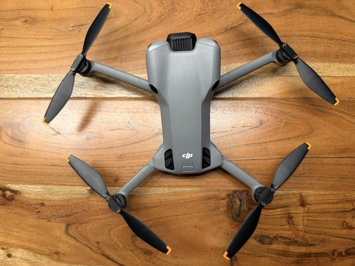 DJI Modellismo RC: DJI Mini 5 Pro – Usato da Wettingen venduto da Ansaja