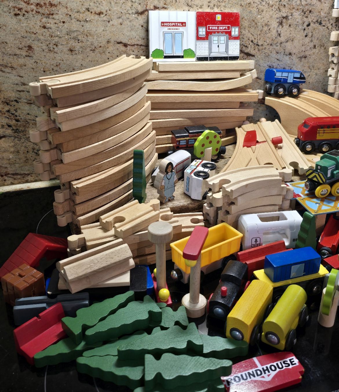 Brio Spielzeuge: 137 Teile BRIO – Gebraucht aus Walkringen von Vanuca 1