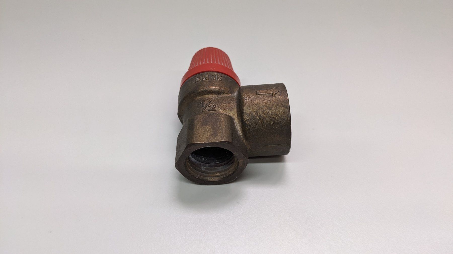 Sanitär: Sicherheitsventil, 2.5 Bar, 1/2" – Gebraucht aus Menziken von mame18 2