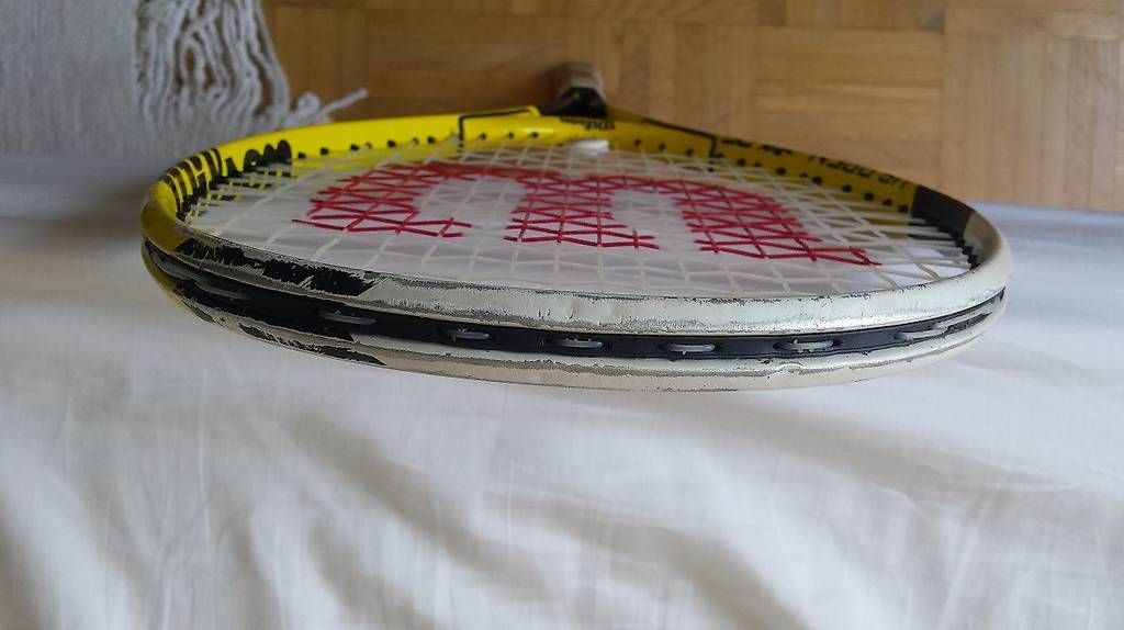 Racchette: Raquette de Tennis Wilson jaune – Usato da Bôle venduto da Benedetto72 2