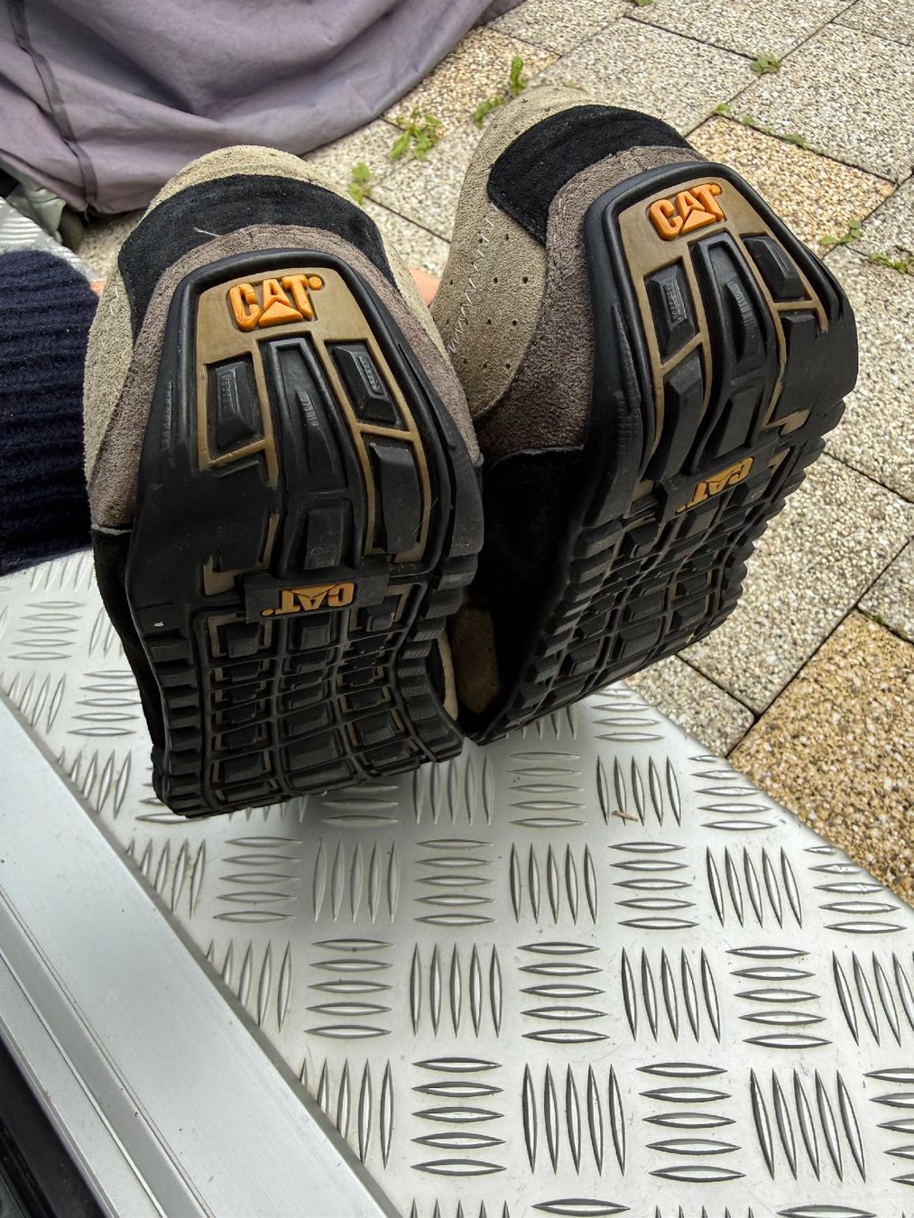 Caterpillar Scarpe da uomo: Arbeitsschuhe Caterpillar Gr. 43 Schuhe – Usato da Winterthur venduto da tim_cl8x 2
