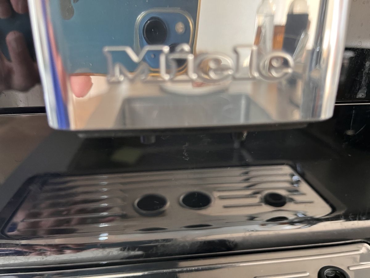 Miele Macchine per caffè & Macchine per espresso: Miele Kaffeevollautomat CM 5310 Silence – Usato da Oberägeri venduto da fam_k5sf 2