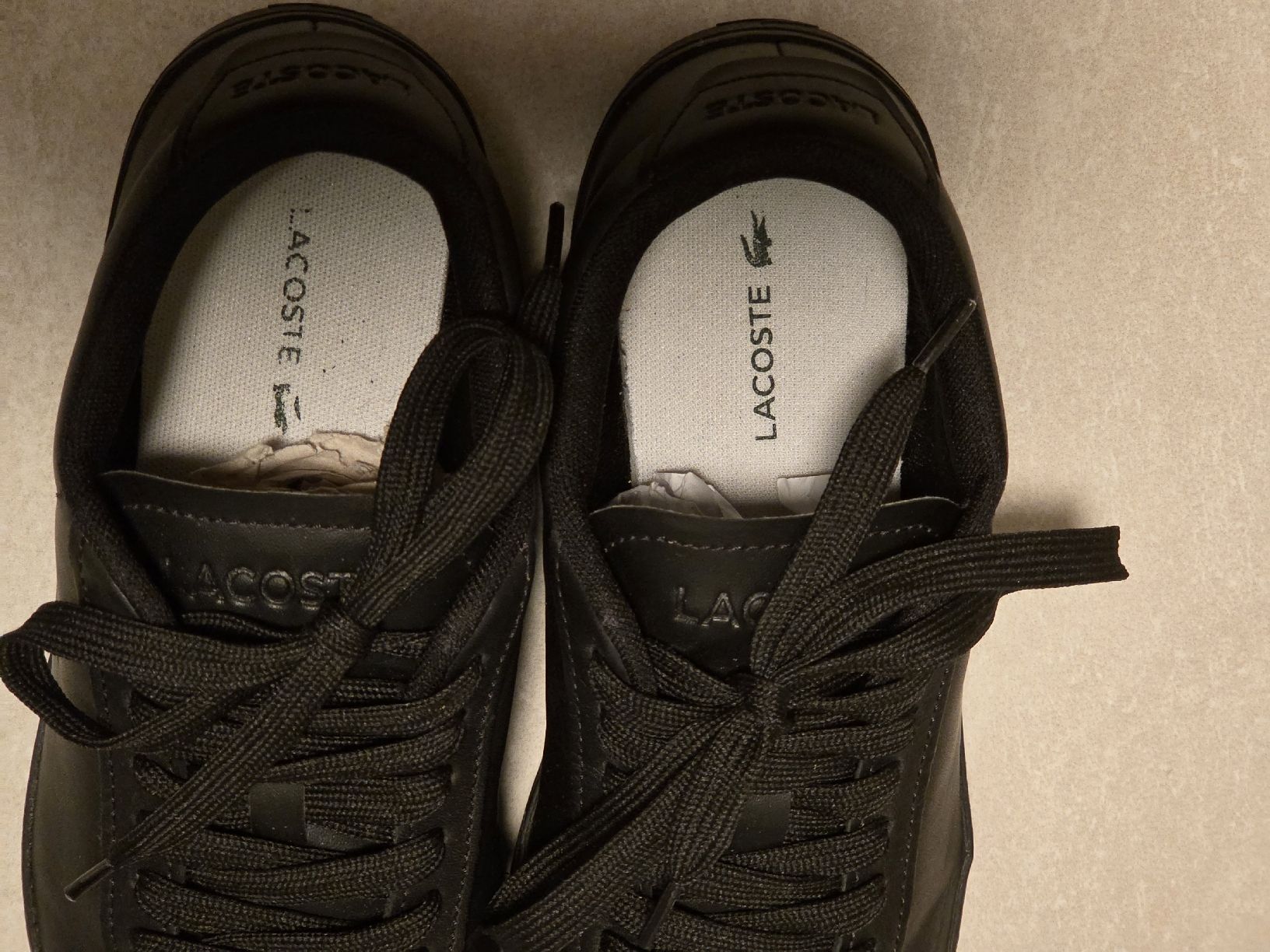 Lacoste Scarpe da donna: Lacoste Sneaker low - black Grösse 39 – Usato da Brugg AG venduto da Kitycity 3