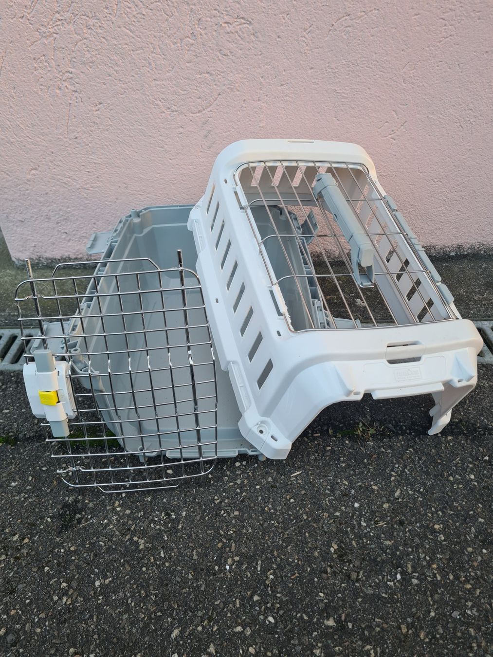 Liege- & Schlafplätze: Transportbox für Haustiere – Gebraucht aus Oftringen von Monika28.