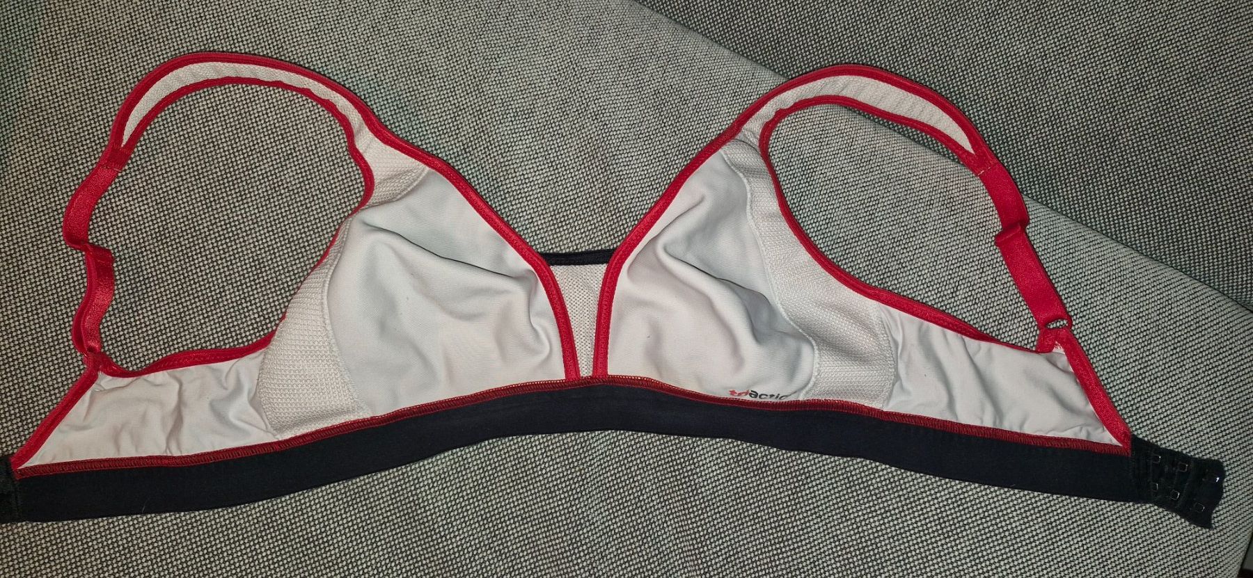 Altra biancheria intima: Sport-BH – Usato da Zell ZH venduto da Eva-Jana