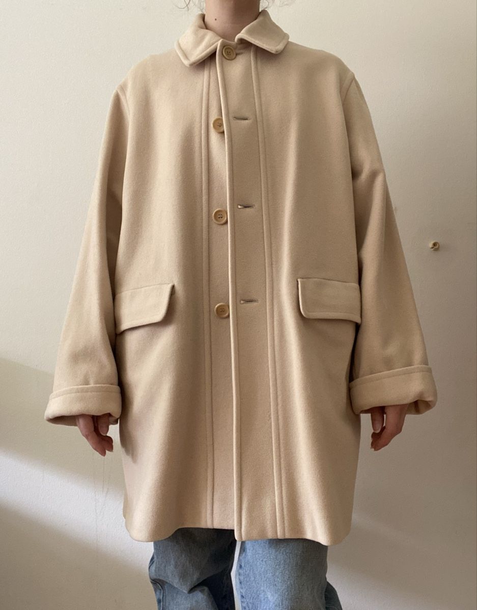 Gérard Darel Cappotti: Vintage Gérard Darel beige Coat – Usato da Genève venduto da lau_nkr9
