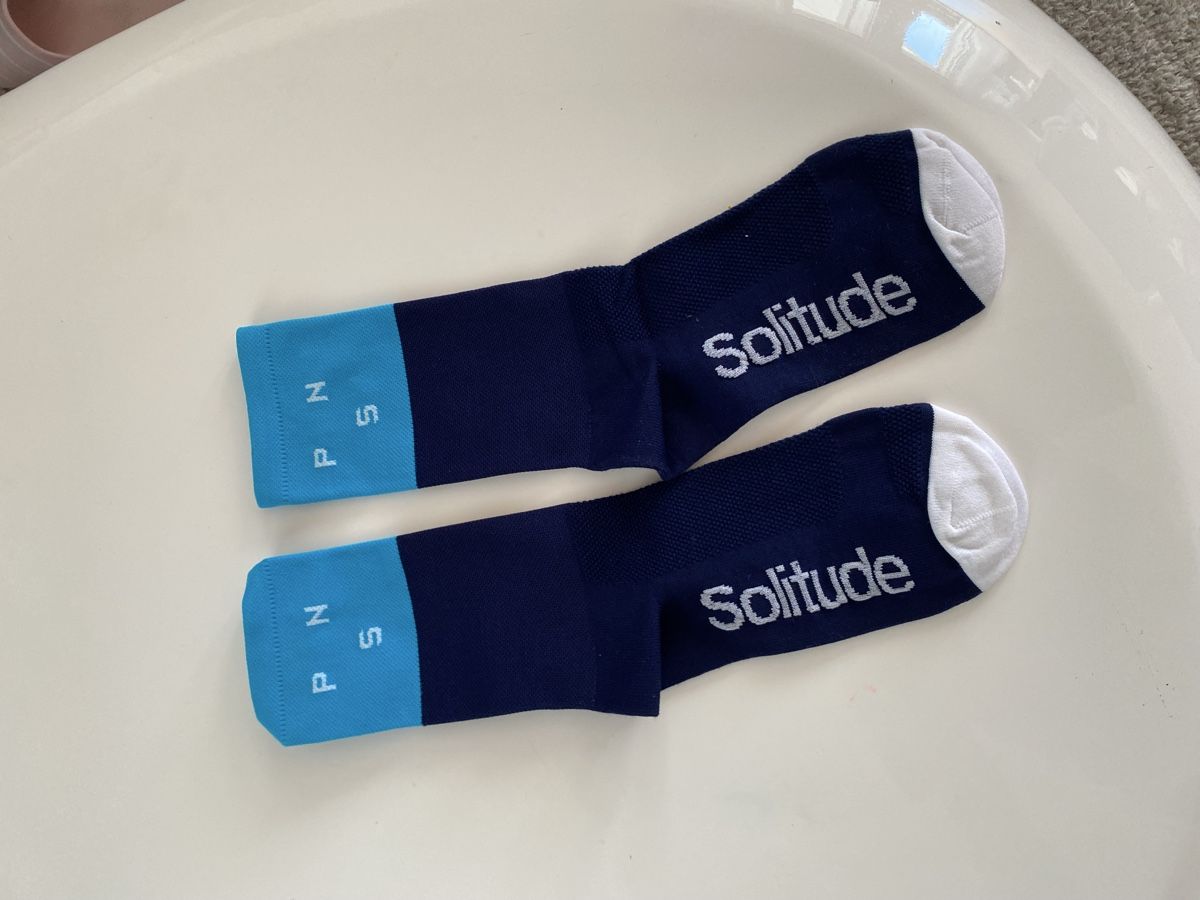 Pas Normal Studios Calze: PNS Socken Pas Normal Studios Solitude in Grösse S-M  – Usato da Appenzell venduto da ruko01
