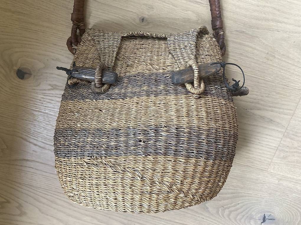 Taschen für Damen: Tasche Korb geflochten  – Gebraucht aus Bolligen von abara1 2