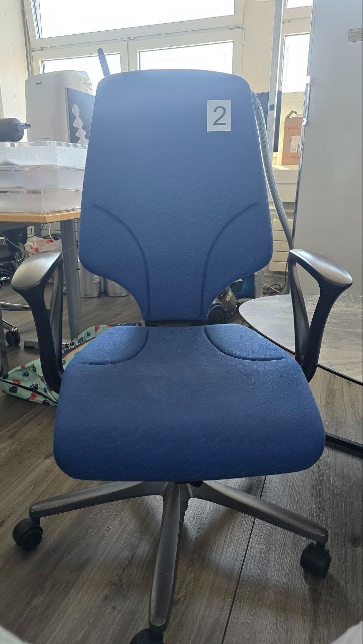 Giroflex Chaises: Giroflex 64 Bürostuhl - 2 – D'occasion à Winterthur par aredo 1