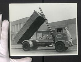 Fotografie Lastwagen Morris mit Hamshaw 