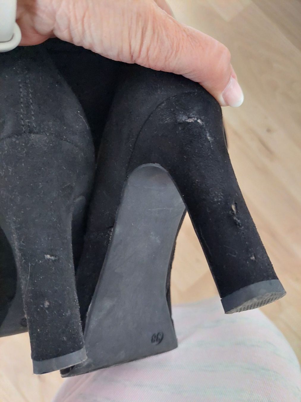 Scarpe da donna: SCHWARZE HOCHSCHAFTSTIEFEL GR. 38 – Usato da Münchenstein venduto da Strupfi 3