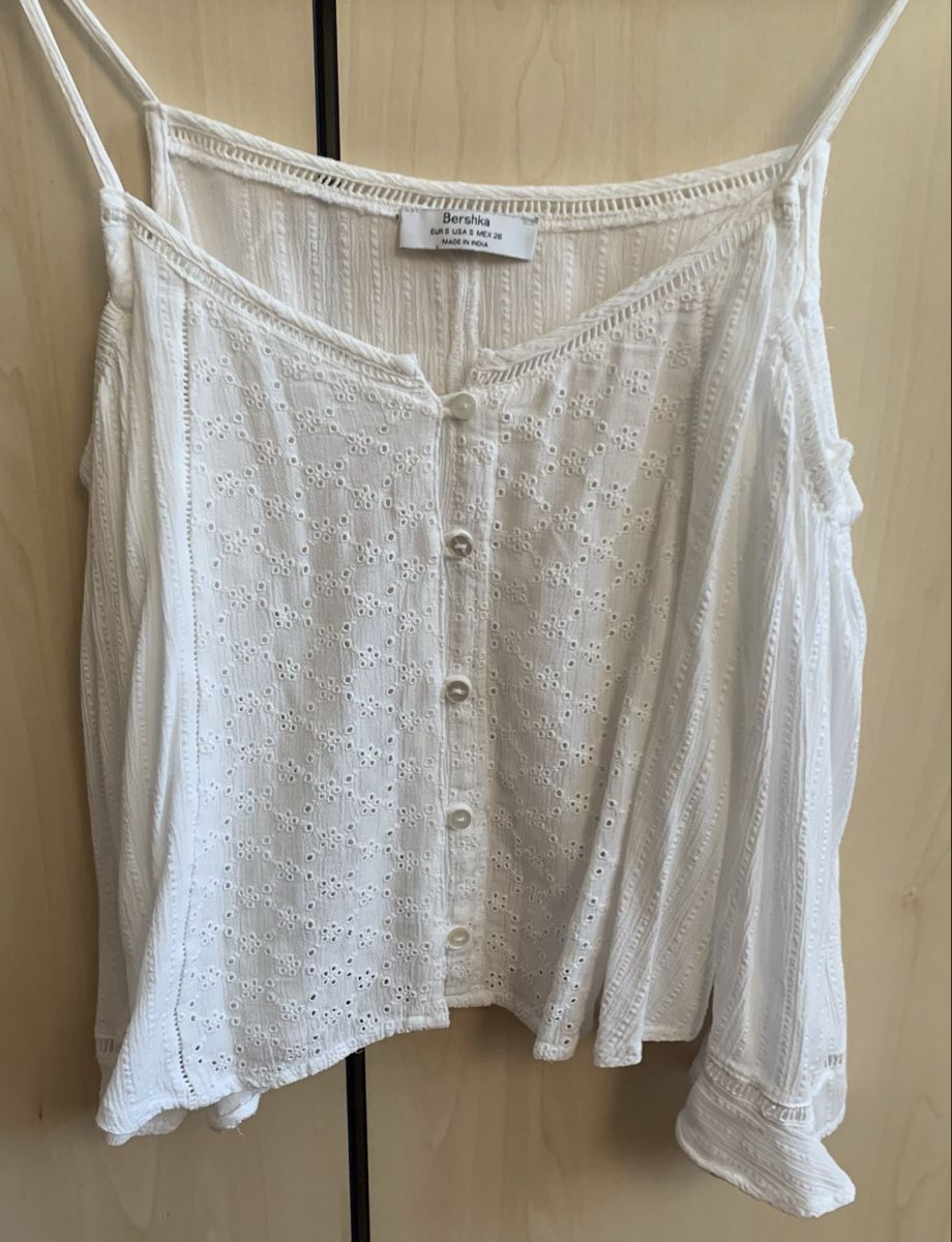 Blusen: Weisse Bluse, Grösse S, Top Zustand! – Neu (gemäss Beschreibung) aus Stans von carina_123