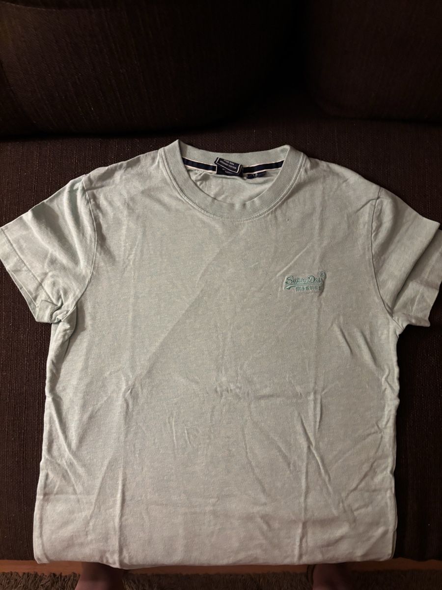 Superdry T-shirt: t-Shirt Superdry taille S vert pastel – Usato da Blonay venduto da Ollorvi 1