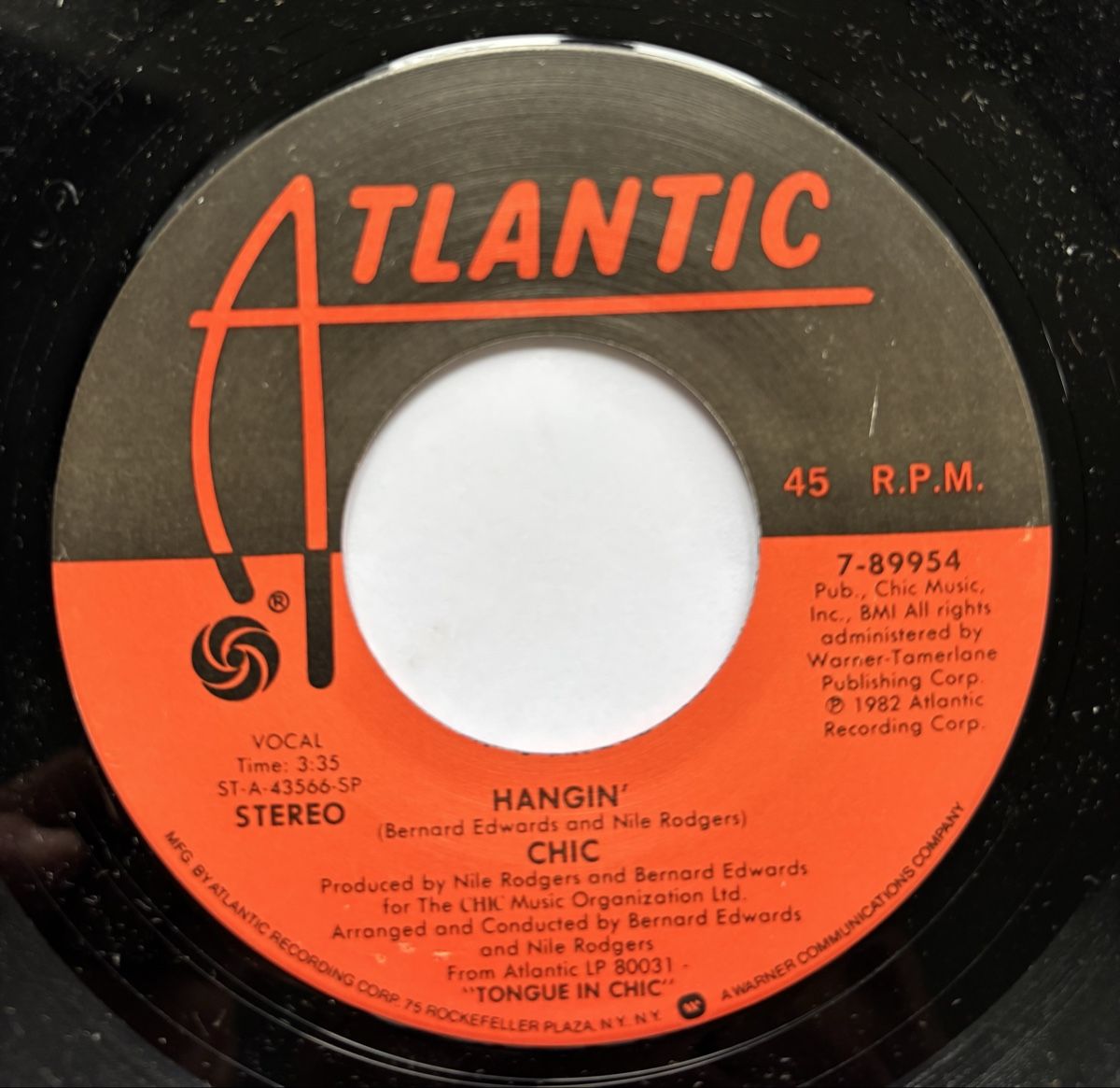 Dischi in vinile: Vinyle 45 CHIC - Hangin' / Everybody Say P – Usato da Neuchâtel venduto da Deivid2