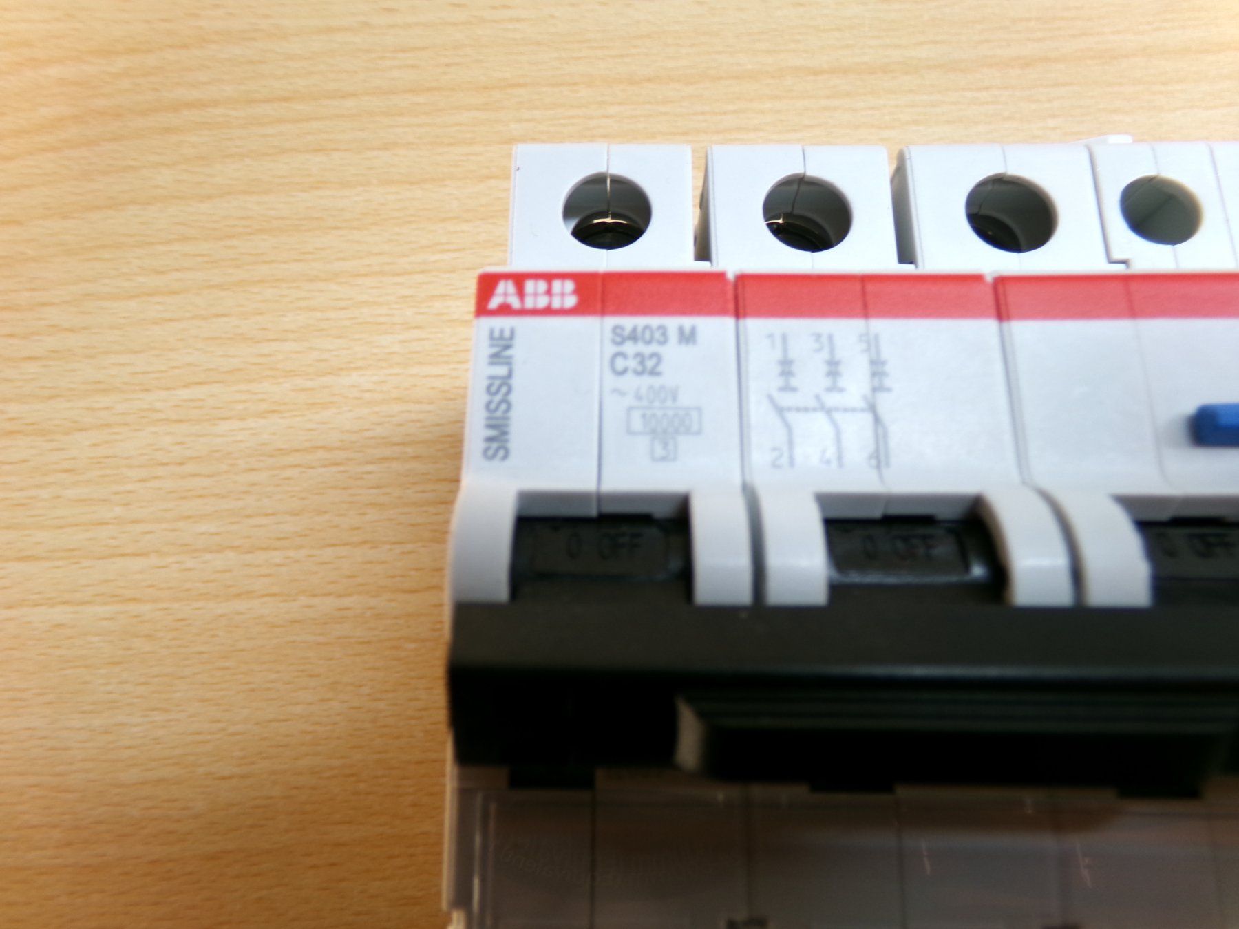 ABB Schalter: LS 3xC32 mit N-Trenner ABB-smissline-S – Neu (gemäss Beschreibung) aus Hombrechtikon von Maloev17 1