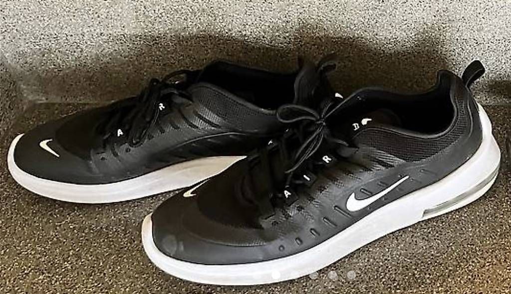 Nike Scarpe da uomo: Nike Air Max Sneakers Grösse 47 – Usato da Zürich venduto da Hypera