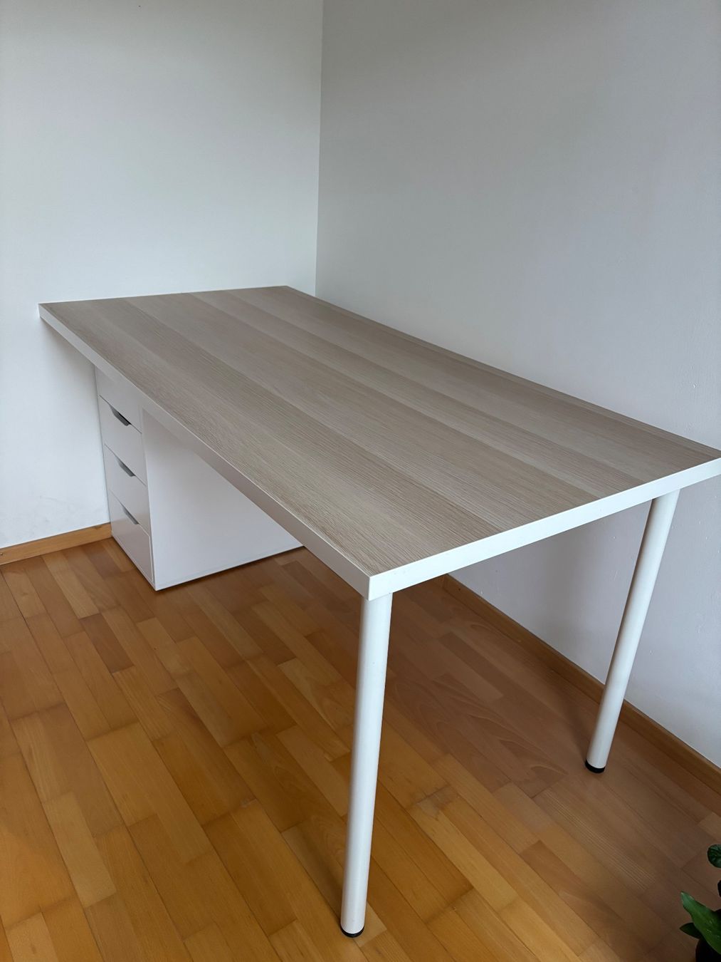 Ikea Piatti di portata: Ikea Schreibtischplatte – Usato da Zürich venduto da vin_vq88 1