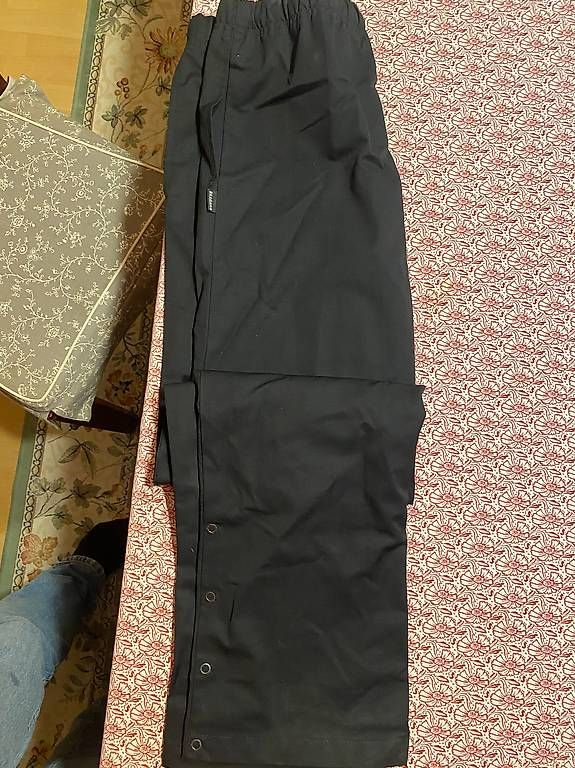 Pantaloni: Kochhose Unisex – Usato da Rain venduto da wemathis67