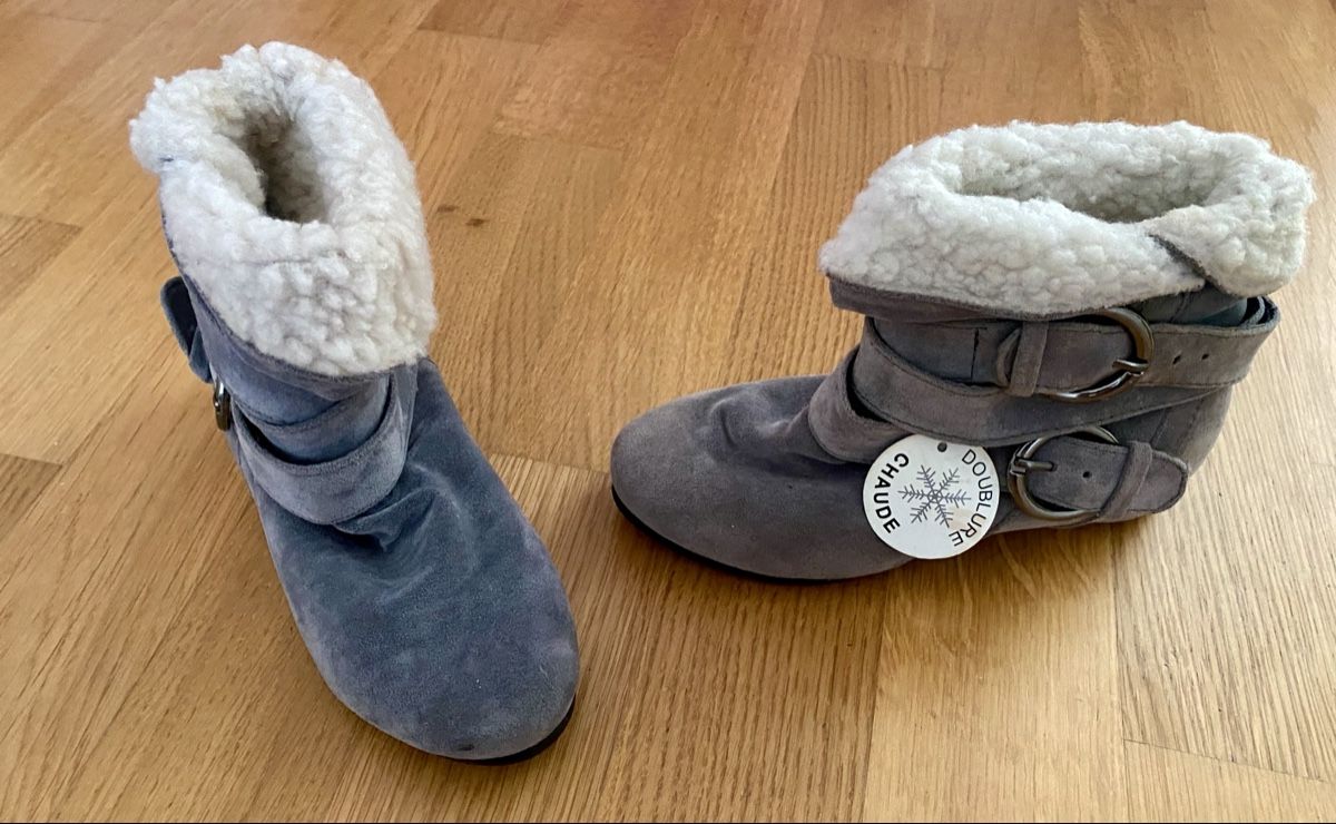 Scarpe per ragazze: Fabrikneue Winterstiefel Gr. 30 – Nuovo e nell'imballaggio originale da Baden venduto da nicolenia