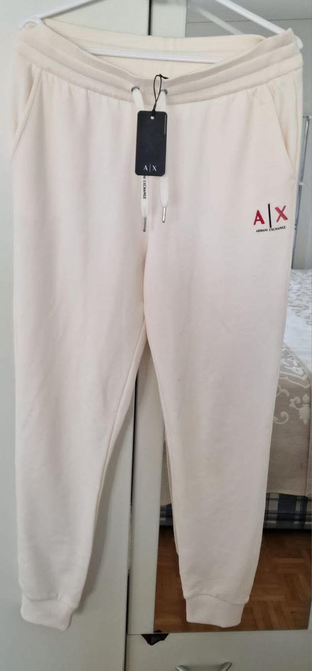 Armani Giacche: Damen-Traini   Armani     L   Neu – Nuovo e nell'imballaggio originale da Horgen venduto da Talla22 1