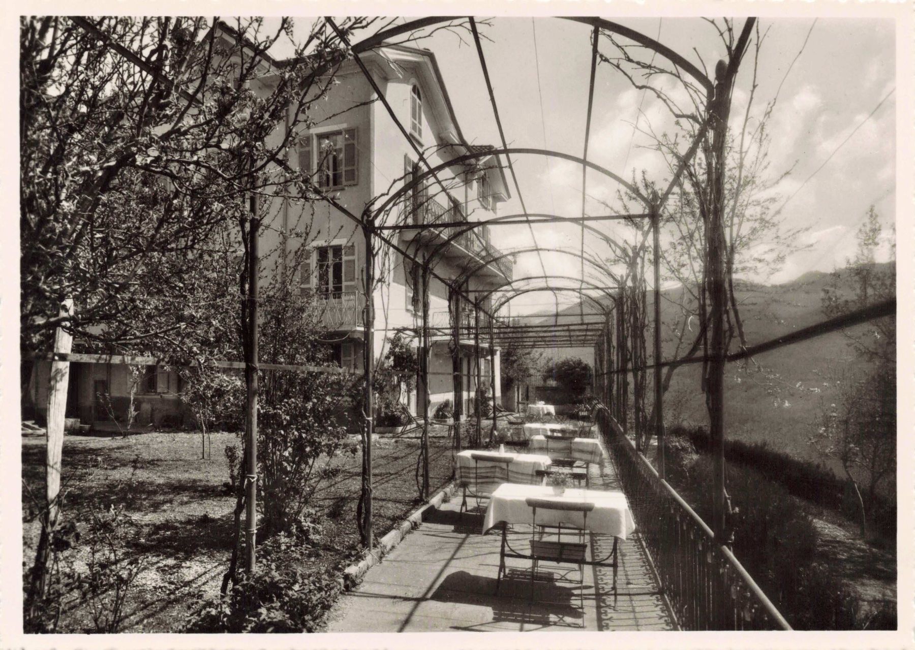 Cartoline postali: Hotel Roveredo Capriasca G – Usato da Biasca venduto da Blenio71