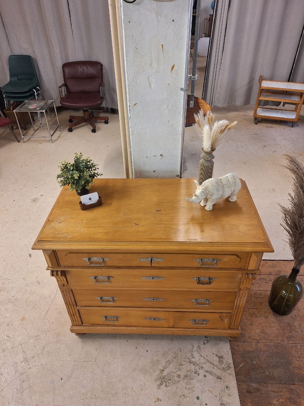 Commodes: Antike Kommode – D'occasion à Urtenen-Schönbühl par Atelier21_bern 1