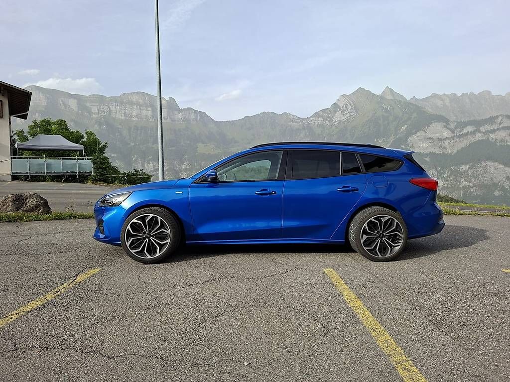 Automobili: FORD Focus 2.0 TDCi ST Line Automatic, B&O, Head-Up, Android – Usato da Flumserberg Bergh venduto da ali_bnr8 7