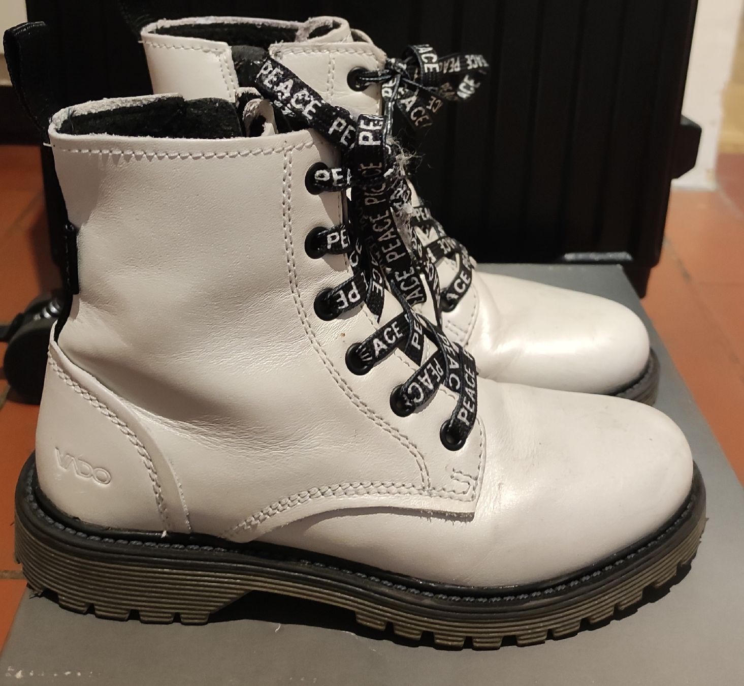 Schuhe für Mädchen: kinder Stiefel – Gebraucht aus Zürich von esperanza05 1