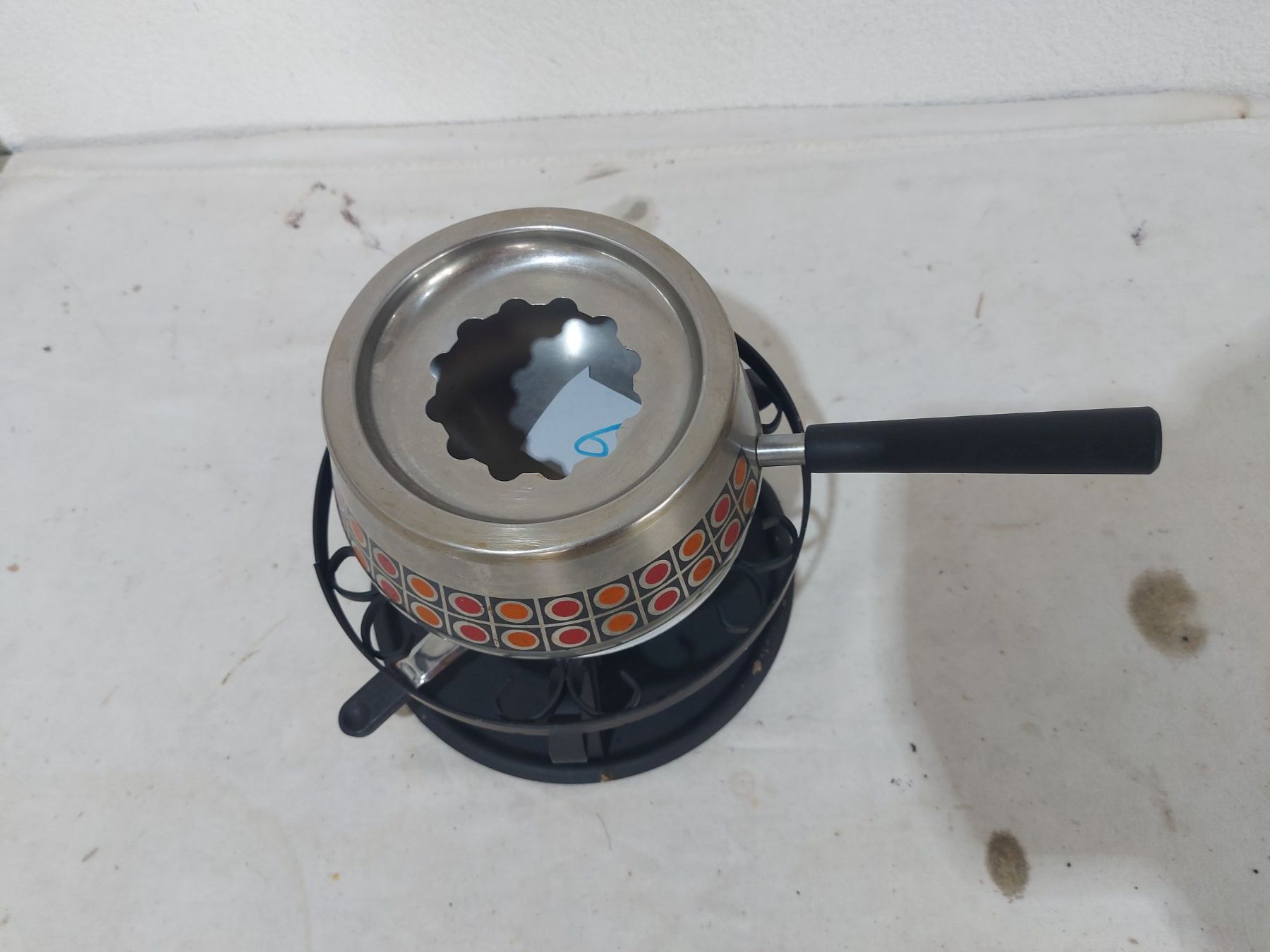 Elettrodomestici da cucina: Fondue Sets mit Caquelon und Rechaud (6) – Usato da Rheinau venduto da profitronic.shop 6